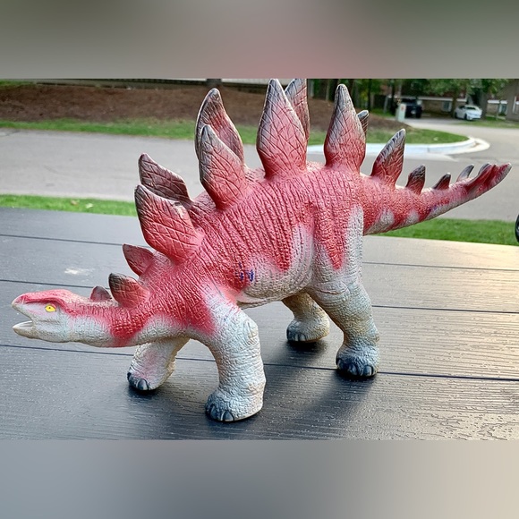 Vintage Large Rubber Plastic Realistic Pneumatic STEGOSAURUS Toy Dinosaur - Picture 7 of 16